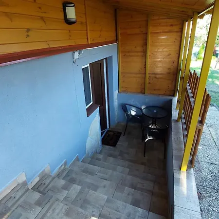 Σπίτι διακοπών Boglarka Nyaralohaz Balatonfůzfő