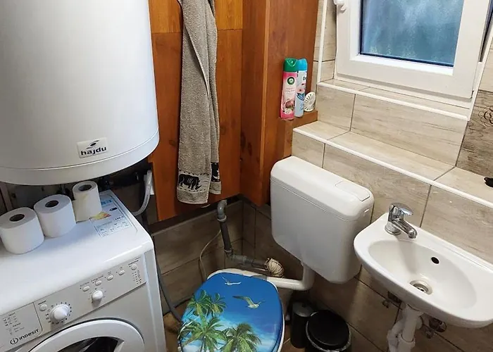 Boglarka Nyaralohaz Holiday home Balatonfuzfo