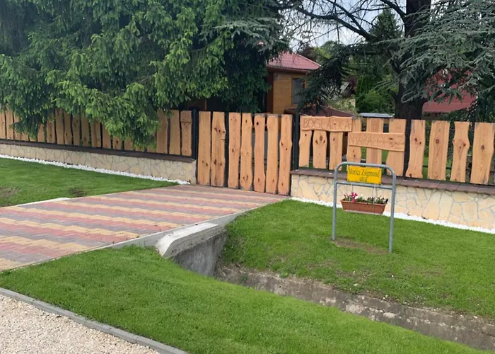 Boglarka Nyaralohaz *